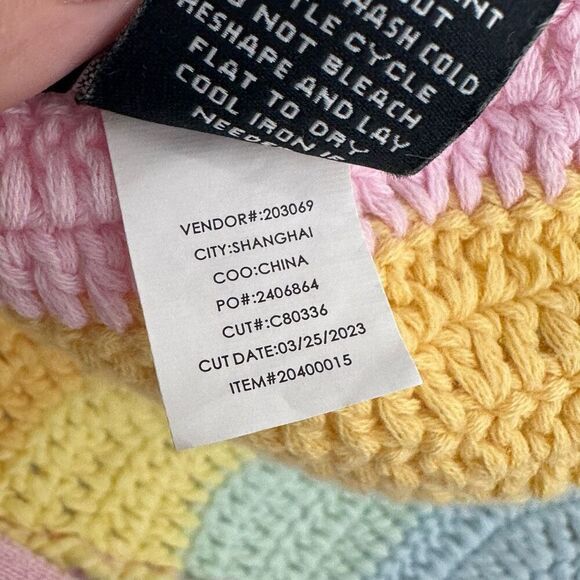 Sweet Society Pastel Rainbow Cropped Knit Halter Top size XL - Picture 4 of 6